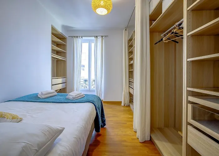 Appartement Maison Bianchi - Chauvain Place Massena Nice